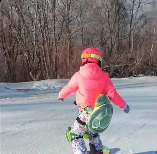 爆料滑雪教练视频大全集,揭秘滑雪技巧与训练方法  第2张 爆料滑雪教练视频大全集,揭秘滑雪技巧与训练方法  第2张